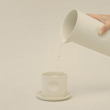 Load image into Gallery viewer, DUET Porcelain Carafe
